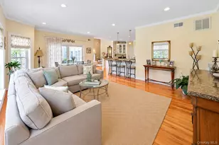 7 Wood Hollow Dr, Westhampton, NY 11977 - Photo 15