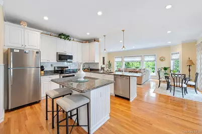 7 Wood Hollow Drive, Westhampton, NY 11977 - Photo 11