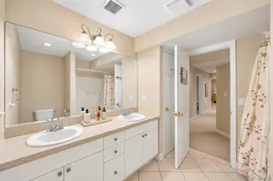 7 Wood Hollow Dr, Westhampton, NY 11977 - Photo 35