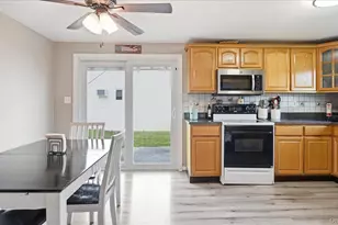 47 Berkeley Pl, Massapequa, NY 11758 - Photo 9