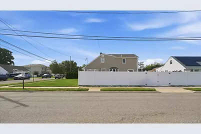 47 Berkeley Place, Massapequa, NY 11758 - Photo 27