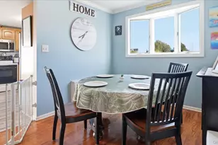 47 Berkeley Pl, Massapequa, NY 11758 - Photo 11