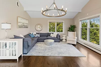 13 Marlin Road, East Quogue, NY 11942 - Photo 9
