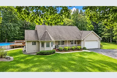 700 Oregon Trail, Pine Bush, NY 12566 - Photo 1