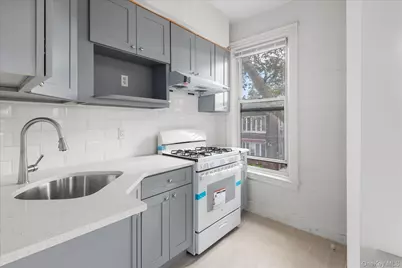 88-49 81st Avenue #2F, Glendale, NY 11385 - Photo 5