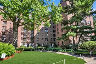 112-25 34th Ave, East Elmhurst, NY 11368 - Photo 15