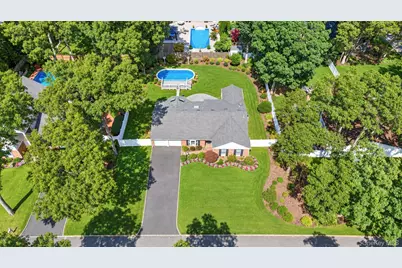 3 Barnsley Crescent, Mount Sinai, NY 11766 - Photo 5