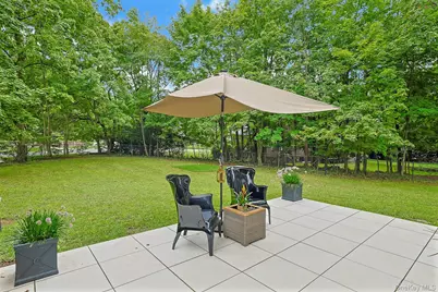 50 Forest Circle, New Rochelle, NY 10804 - Photo 9