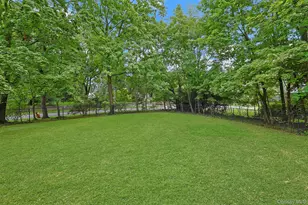 50 Forest Cir, New Rochelle, NY 10804 - Photo 11