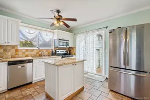 125 W 3rd St, Ronkonkoma, NY 11779 - Photo 11