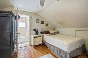 125 W 3rd St, Ronkonkoma, NY 11779 - Photo 19