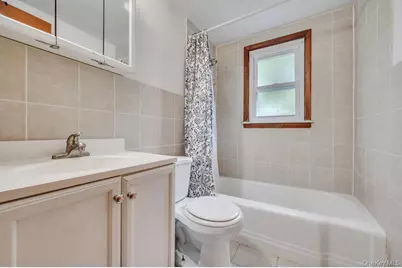 42 Storey Avenue, Central Islip, NY 11722 - Photo 3
