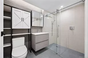 14449 Northern Blvd, Flushing, NY 11354 - Photo 17