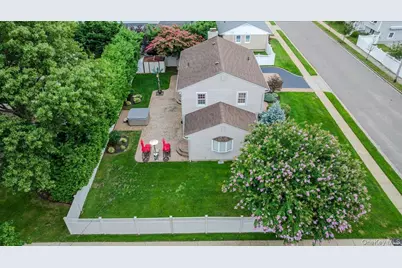 8 Curlew Place, Massapequa, NY 11758 - Photo 25