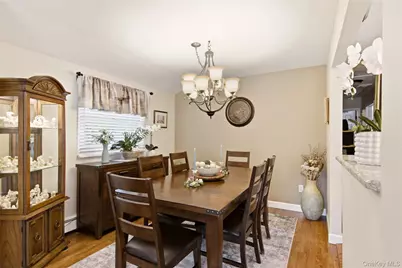 224 Holbrook Avenue, Ronkonkoma, NY 11779 - Photo 11