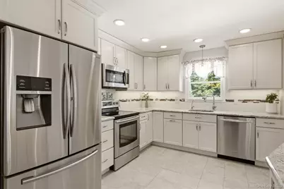 224 Holbrook Avenue, Ronkonkoma, NY 11779 - Photo 17