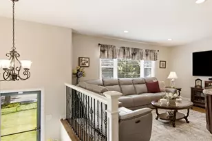 224 Holbrook Ave, Ronkonkoma, NY 11779 - Photo 7