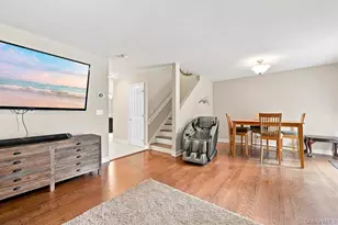 90 Mulberry Common, Riverhead, NY 11901 - Photo 11
