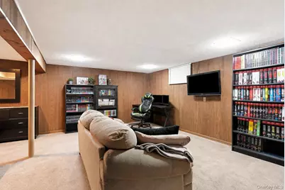 33 Dorchester Drive, Yonkers, NY 10710 - Photo 33