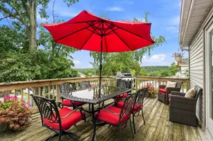33 Dorchester Dr, Yonkers, NY 10710 - Photo 25