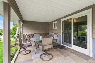 33 Dorchester Dr, Yonkers, NY 10710 - Photo 23