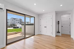 55 Alhambra Rd, Massapequa, NY 11758 - Photo 17
