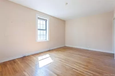 68-36 Burns Street #D1, Forest Hills, NY 11375 - Photo 9