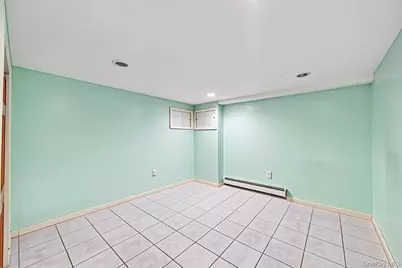 245-11 149th Road, Rosedale, NY 11422 - Photo 35
