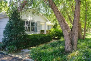 2080 Elijahs Ln, Mattituck, NY 11952 - Photo 3