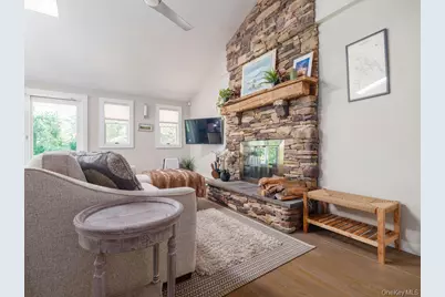 2080 Elijahs Lane, Mattituck, NY 11952 - Photo 7