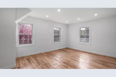 219 E 238th Street, Bronx, NY 10470 - Photo 9