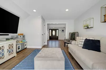 50 Vernon Drive, Scarsdale, NY 10583 - Photo 9