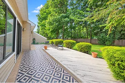 12 Hidden Pines Way, Bohemia, NY 11716 - Photo 29