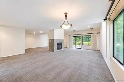 12 Hidden Pines Way, Bohemia, NY 11716 - Photo 9