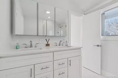 18 Tara Road, Montauk, NY 11954 - Photo 13