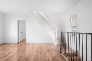 1148 E 211th St, Bronx, NY 10469 - Photo 13