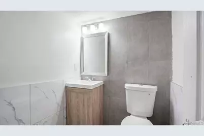 1148 E 211th Street, Bronx, NY 10469 - Photo 23