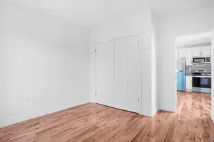 1148 E 211th St, Bronx, NY 10469 - Photo 17