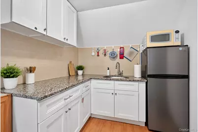 58-07 210th Street, Oakland Gardens, NY 11364 - Photo 15