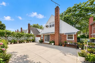 58-07 210th Street, Oakland Gardens, NY 11364 - Photo 27