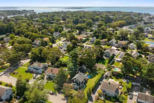 16 Robbins Ave, Amityville, NY 11701 - Photo 35