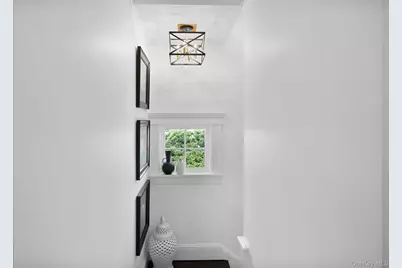 16 Robbins Avenue, Amityville, NY 11701 - Photo 23