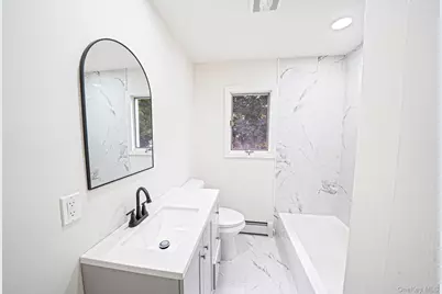 14 Millers Road, Sound Beach, NY 11789 - Photo 15
