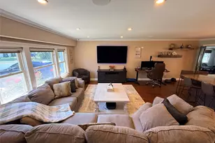 35 Ranch Dr, Shirley, NY 11967 - Photo 5