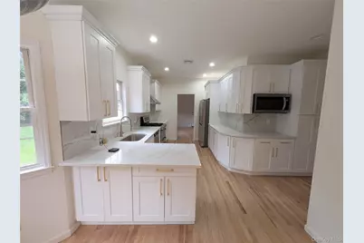 18 Woodridge Lane, Coram, NY 11727 - Photo 31