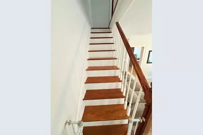 815 Carpenter Place, Mamaroneck, NY 10543 - Photo 11