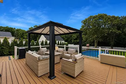 48 Fulton Boulevard, Commack, NY 11725 - Photo 25