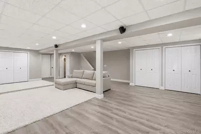 48 Fulton Boulevard, Commack, NY 11725 - Photo 21