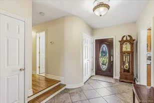 31 Dehan St, Smithtown, NY 11787 - Photo 5