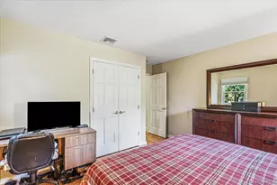 31 Dehan St, Smithtown, NY 11787 - Photo 23